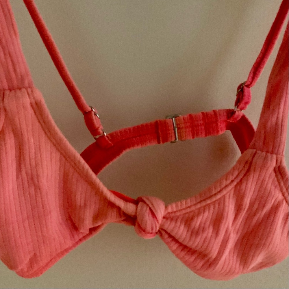 Xhilaration brand women’s size XS flamingo pink, with a watermelon pink lining.